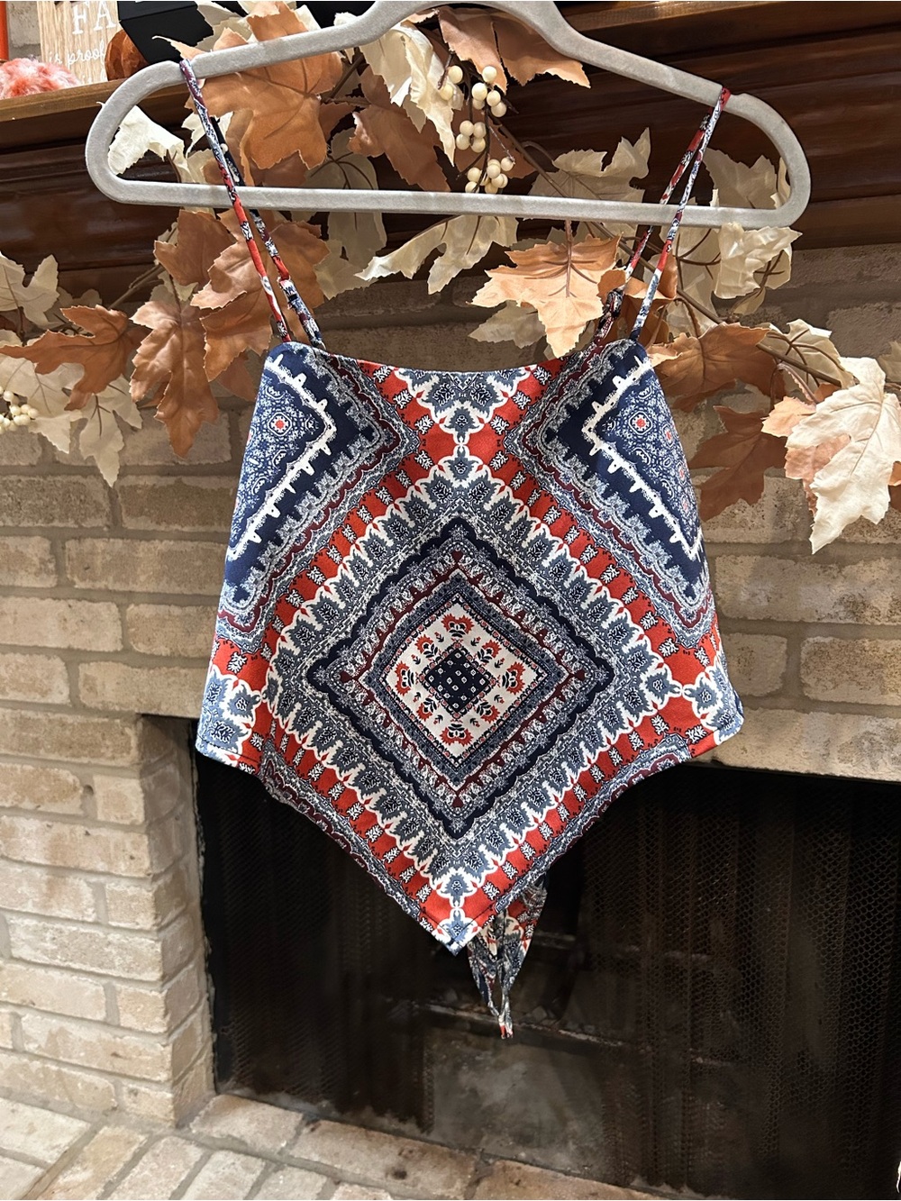 Boho Diamond Print Hanky Hem Tank Top - Red & Blue EUC